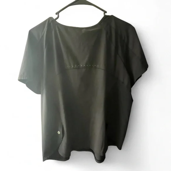 lululemon athletica Black Short Sleeve Tee - Picture 5 of 7
